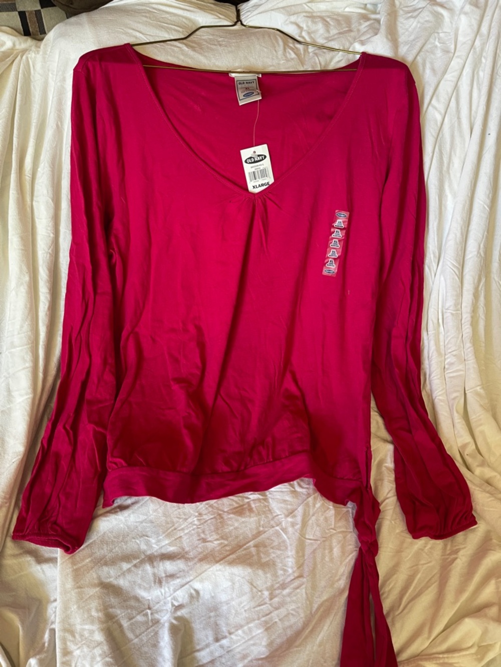 Old Navy Women's Long Sleeve V-Neck Top in Fuchsia